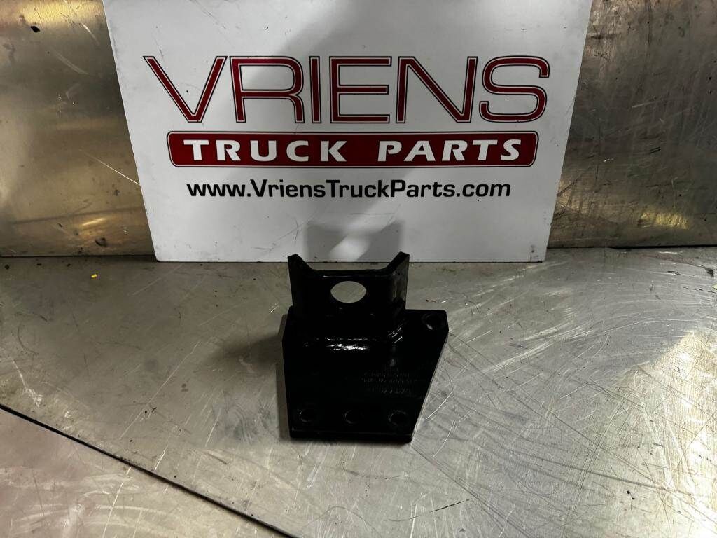 Cummins ISL Left Engine Mount for a Peterbilt