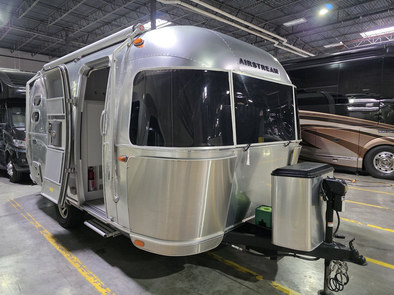 2021 Airstream Caravel 19CB