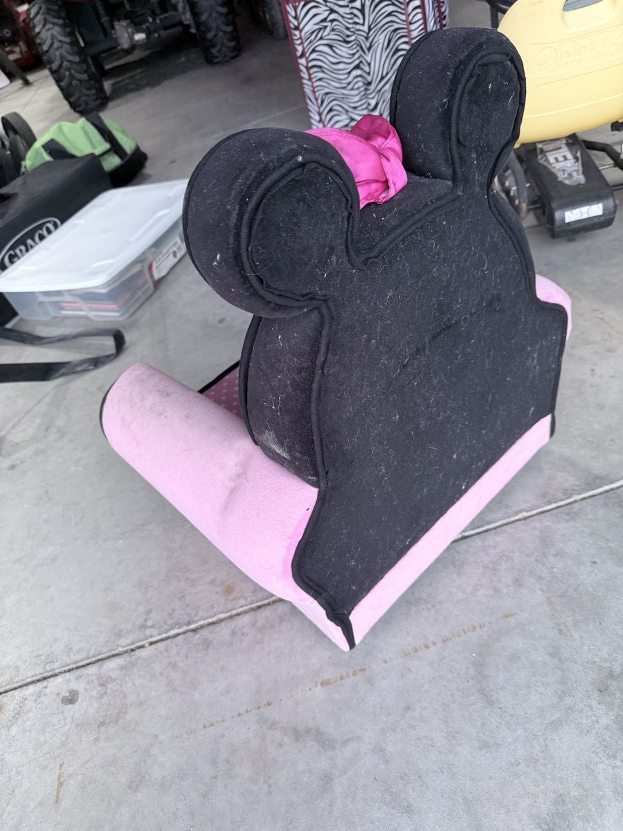 Toddler Minnie Mouse Kids' Foam Armchair - Pink & Black with Polka Dot Seat