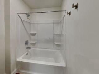Main image 6
