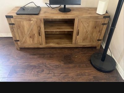 Farmhouse Wooden TV Stand Console with Barn Door Cabinets