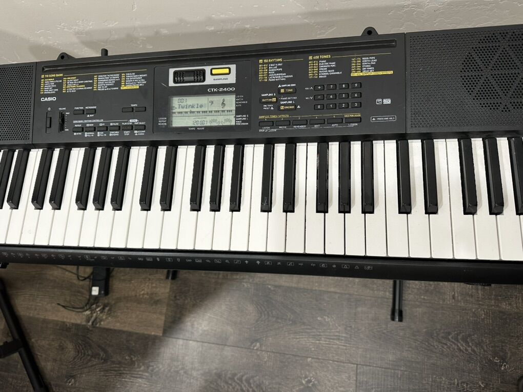 Casio CTK2400 Keyboard With Stand