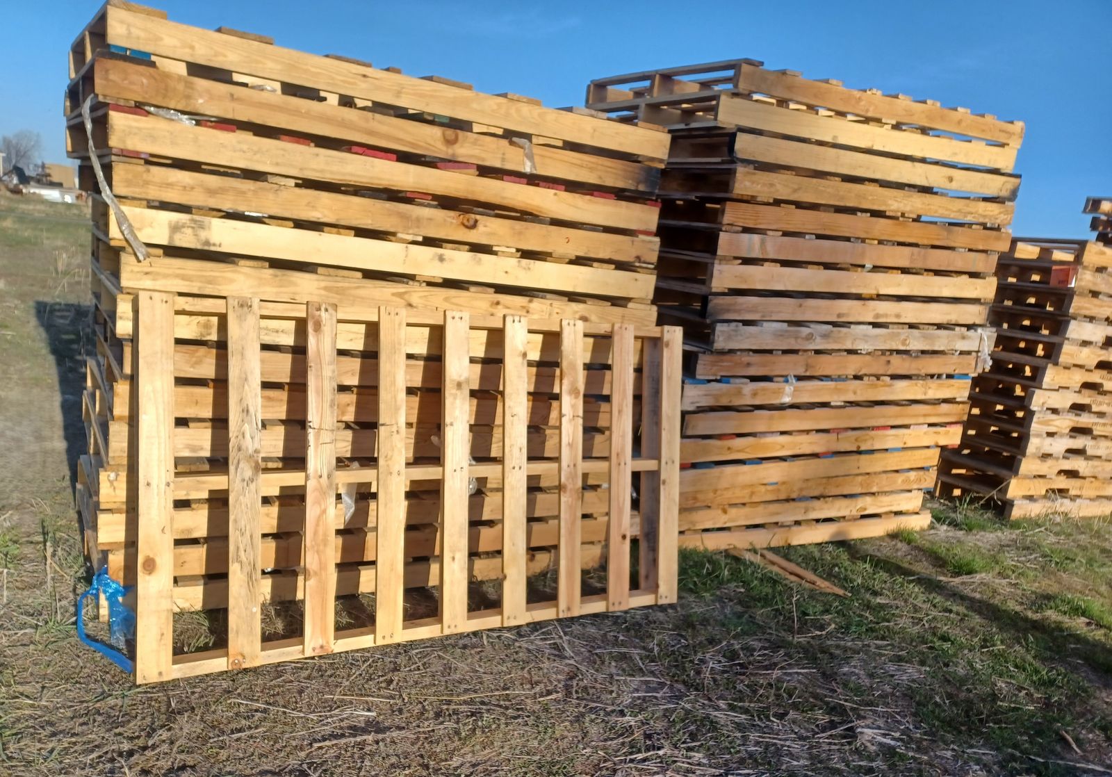 72x40 Wood Pallets – Lumber - Buy 5 get 1 FREE!