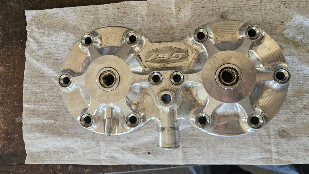 Polaris 850 SSI head