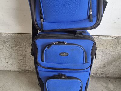 travel bag... above compartment