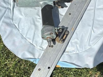 Hitachi NR65AK 2- 1/2 step tight fastening system strip nailer used