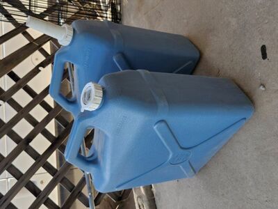 Reliance 6 Gallon water jugs
