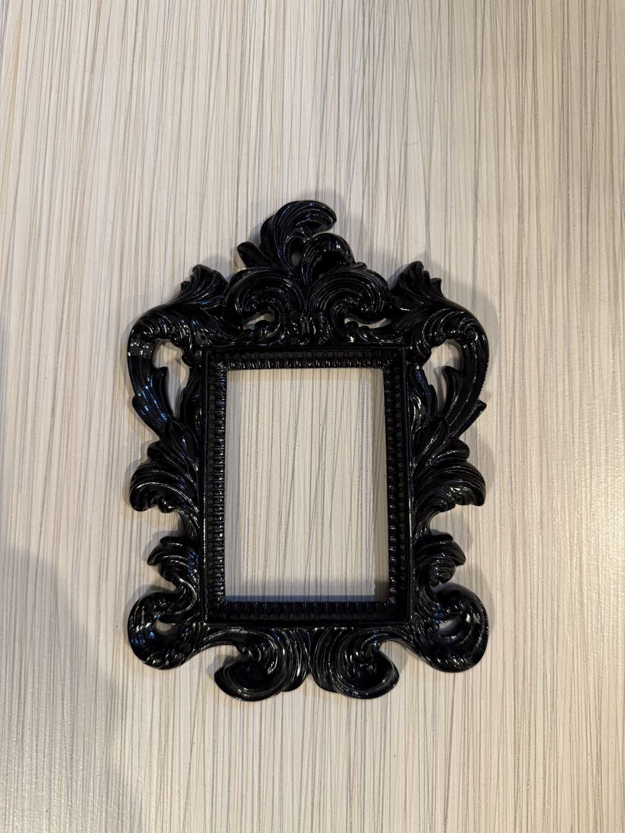 Blacks Ornate Empty Frame - Gothic/Victorian Style Decor