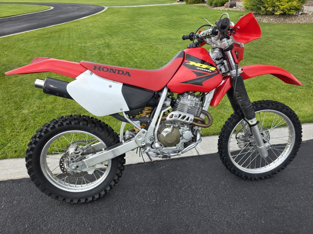 Main image 3