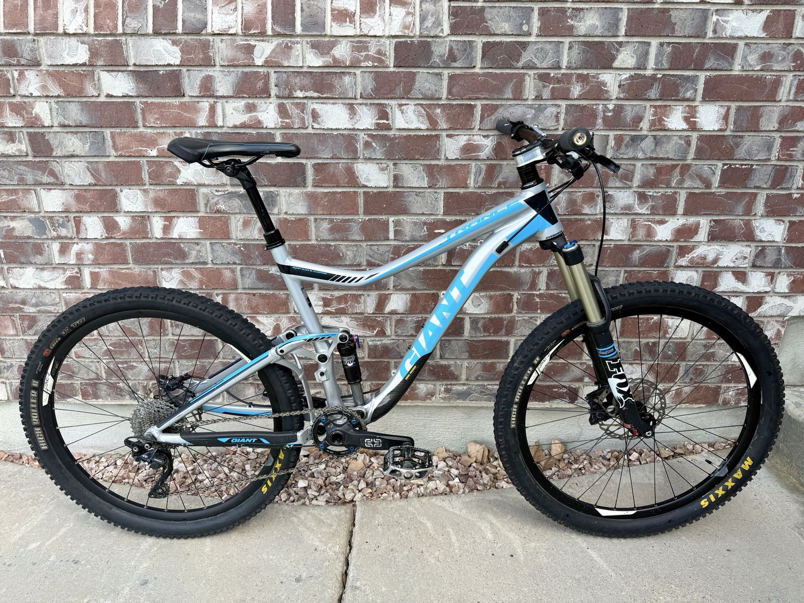 Upgraded Large 2014 Giant Trance 1 Mountain Trail Bike