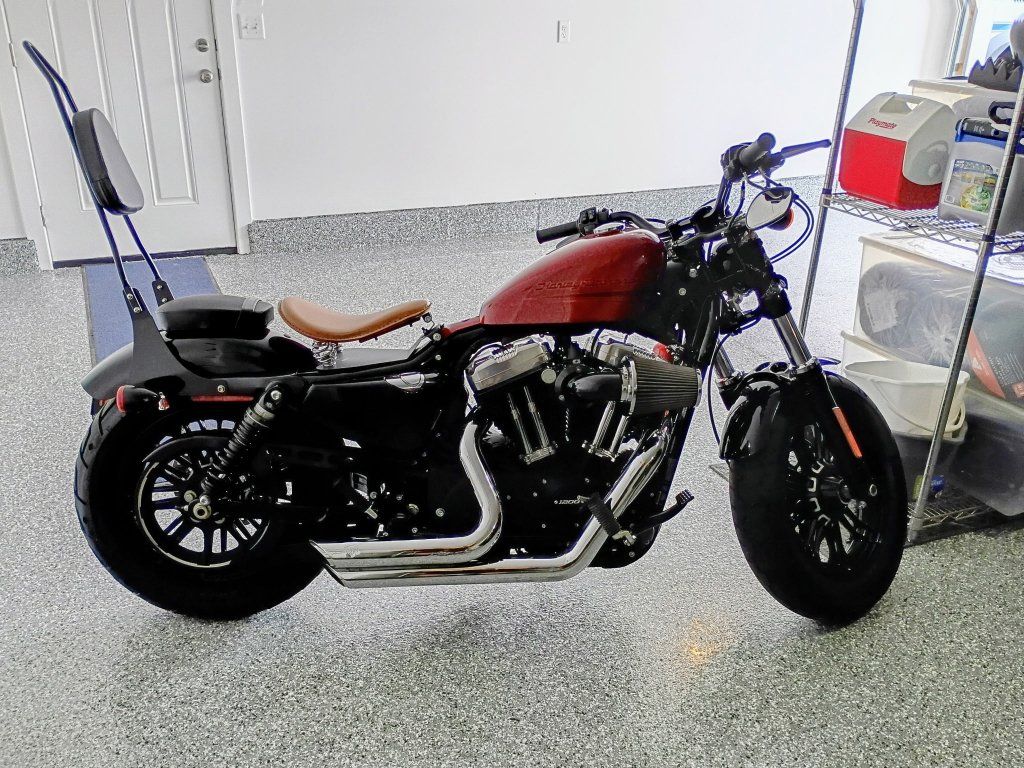 Main image 6