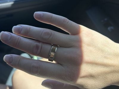 Oura Ring Gen 5 Size 8 Gold