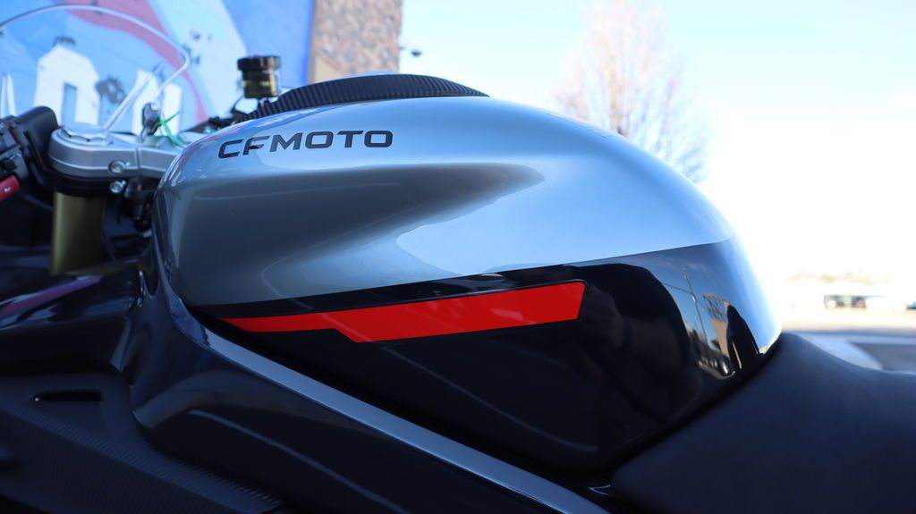 Main image 17
