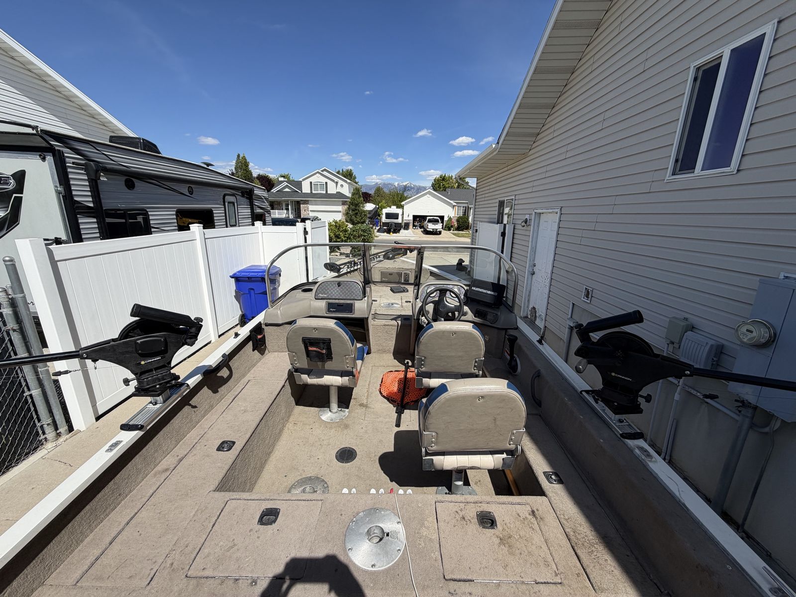 Main image 5