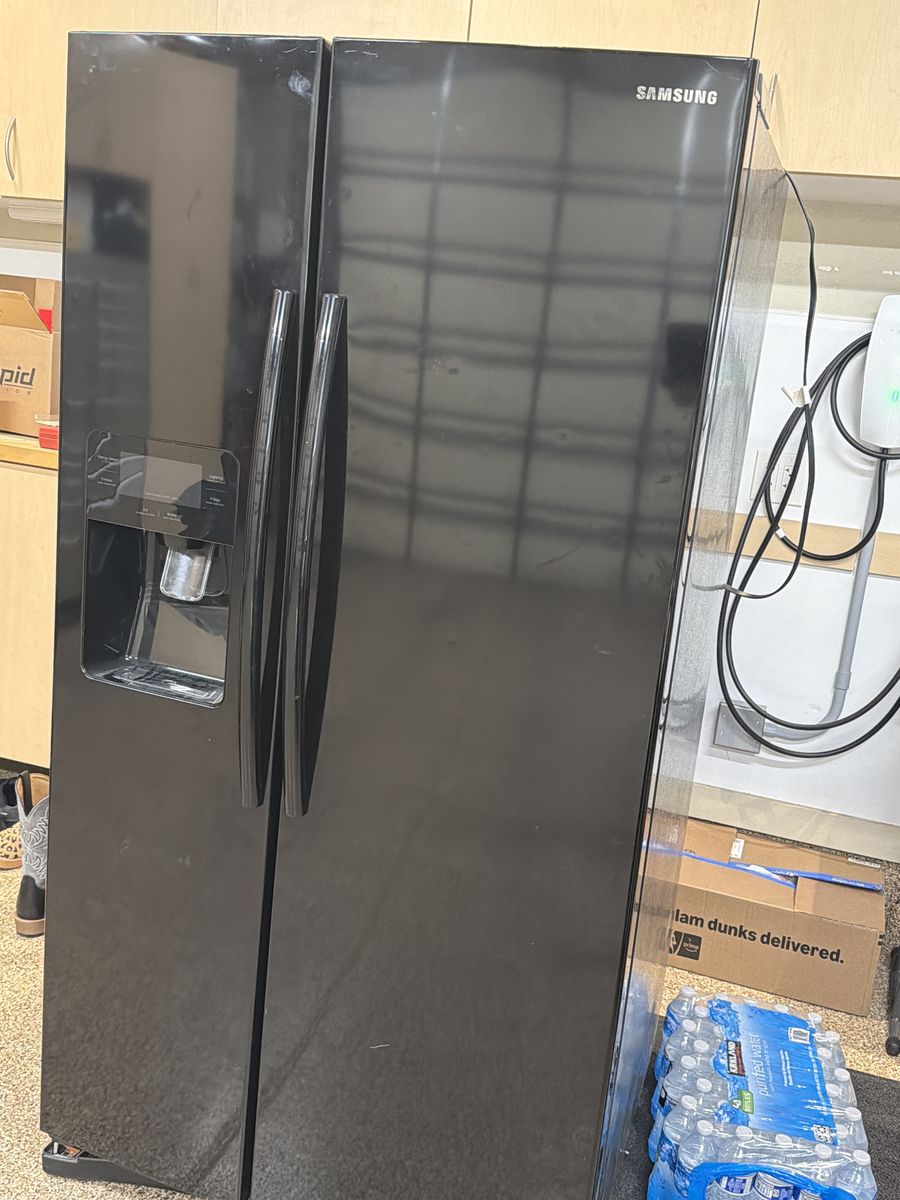 Sameung refridgerator