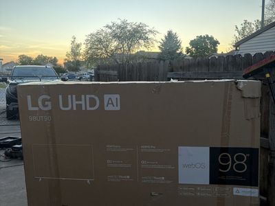 LG 98UT90 98" UHD AI webOS Smart TV with HDR10 Pro - New in Box
