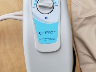 Meridian Medicals Alternating Pressure Pump & Pad System | SableAir 7 APP2 | Adjustable | Beige