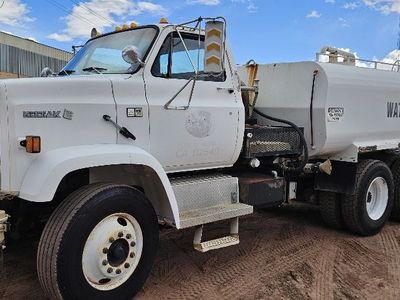 1985 Kodiak 3,000 Gallon Water Truck