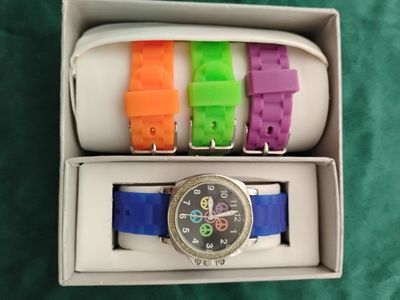 New Watch set. Peace Sign surrounded by Jules with eazy Interchangeable bands