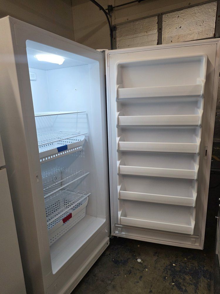 Big frigidaire freezer, frost free