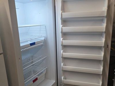 Big frigidaire freezer, frost free