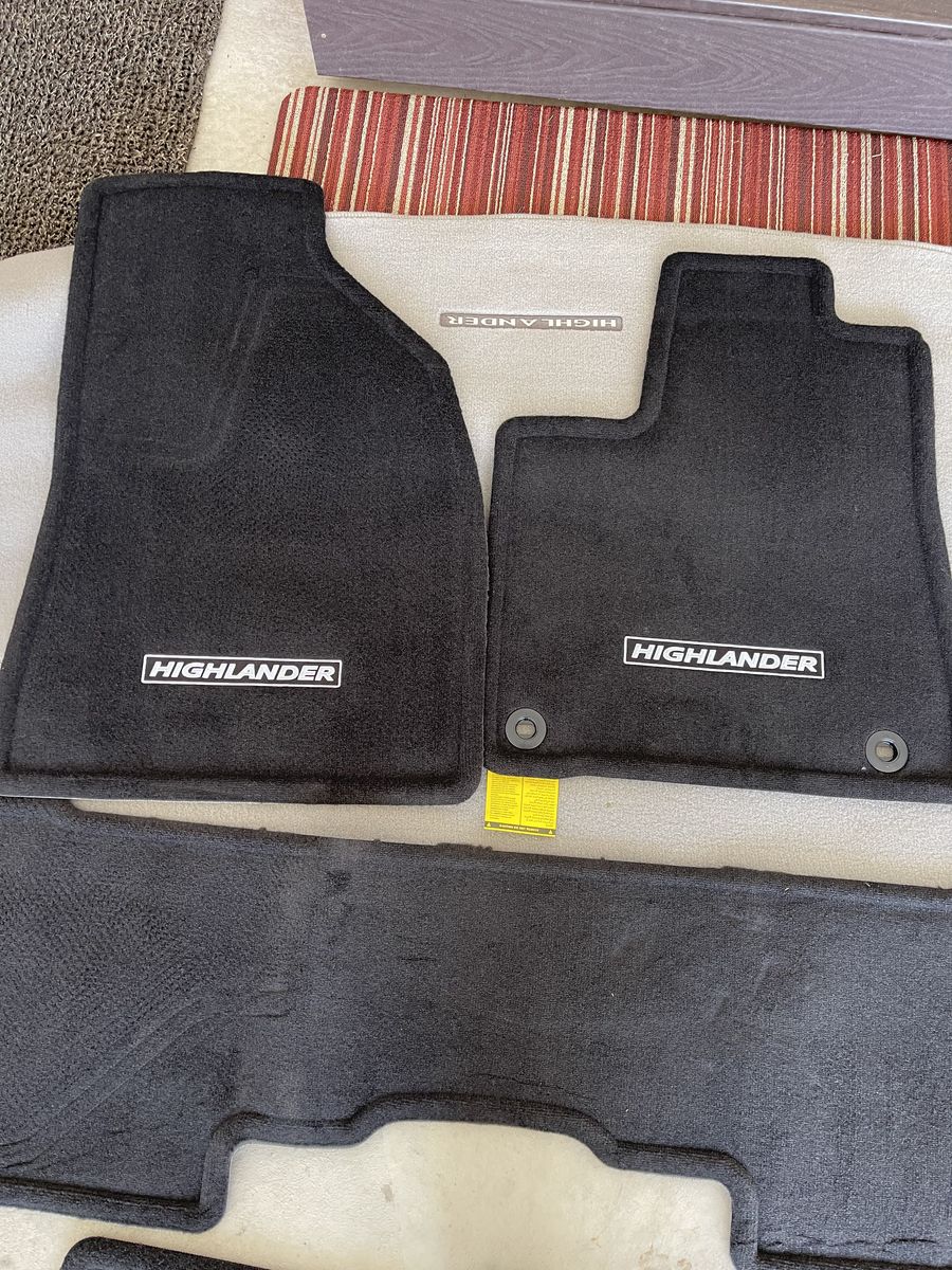 new carpets floor mats for 4th gen (2020-2025) Toyota Highlander