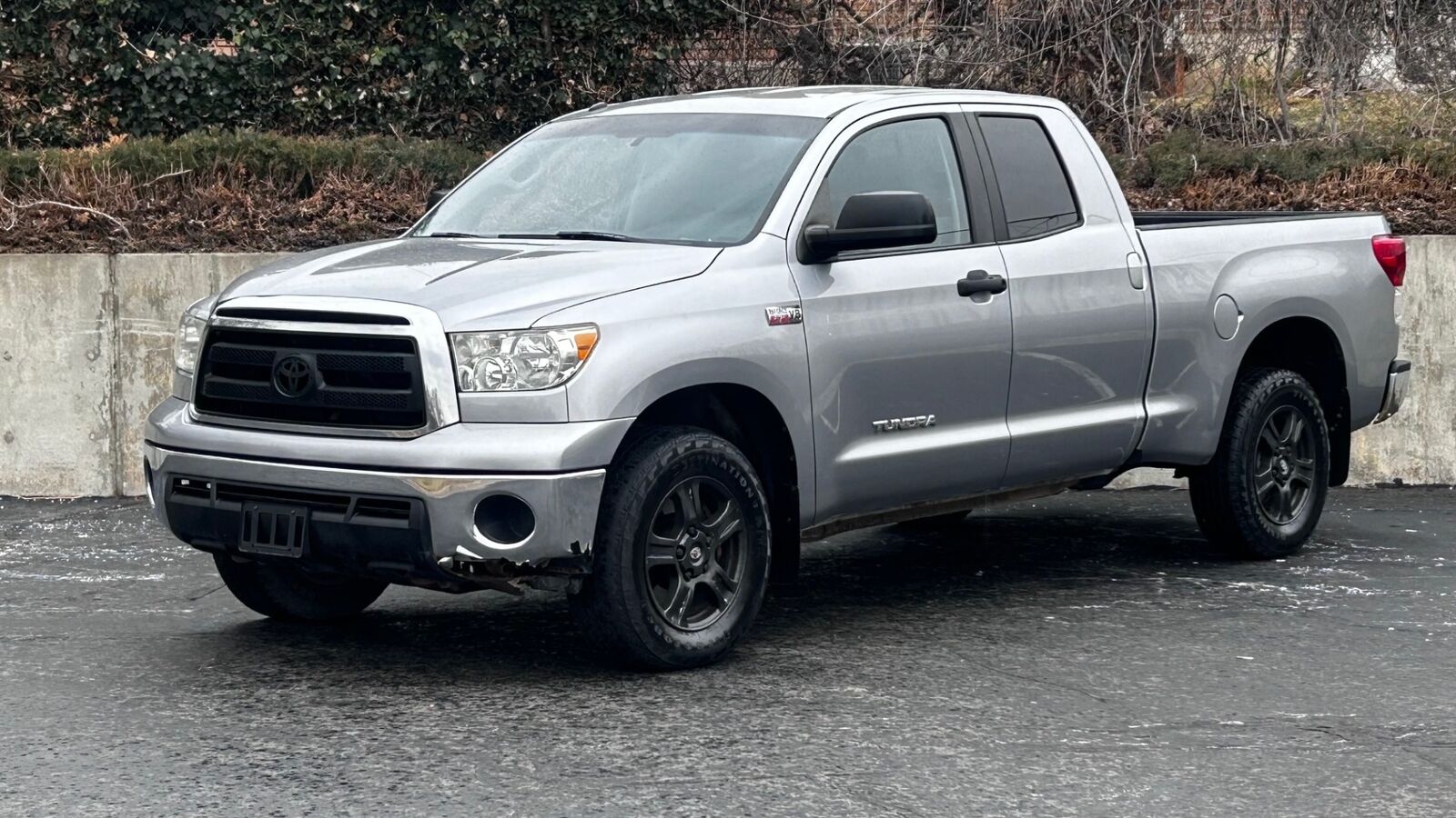 2010 TOYOTA TUNDRA