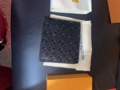Men’s Louis Vuitton wallet