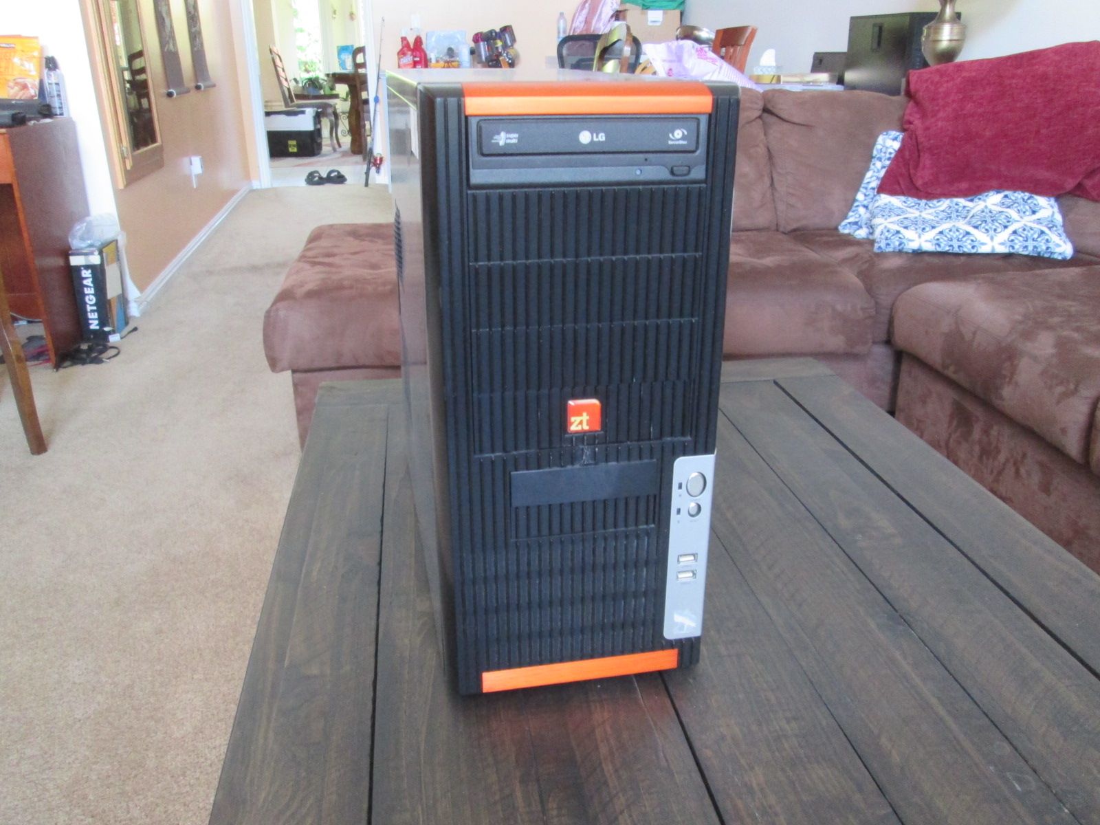 Gaming PC Desktop i7-6700K 16GB RAM 256GB M.2 SSD + 2TB HDD /AMD Radeon R5 340X 2GB