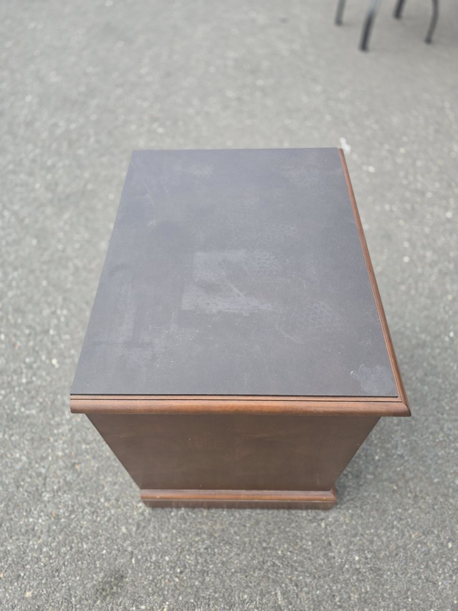 Main image 7