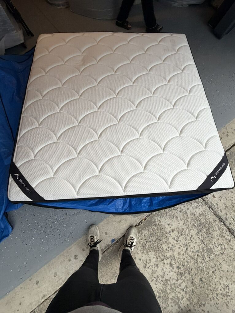 Dreamcloud King Mattress Free Delivery