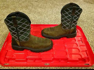 Men's Wolverine Work boots Size 13 - CASH