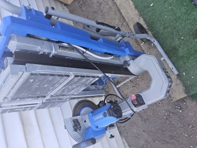 10" Kobalt Wet tile Saw