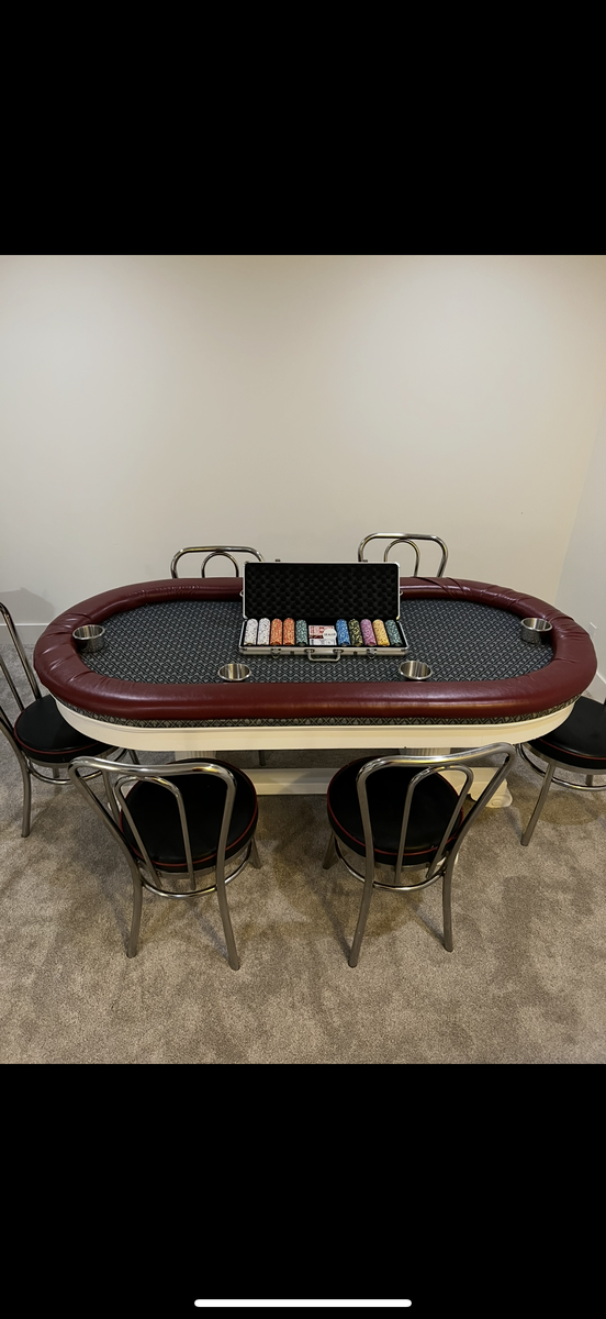 Custom Poker Tables — Casino Speed Cloth, Padded Rail, Solid Wood Base
