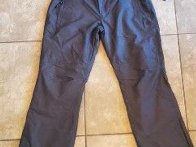 Ski / Snowboard Pants. Women's. L/G 12-14
