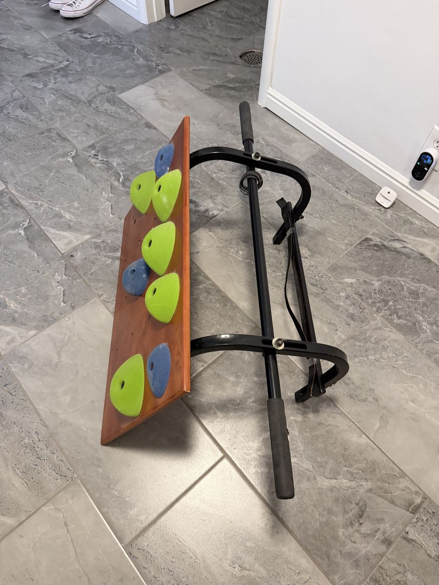 Climbing Wall Pull Up Bar