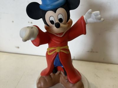 Disney Mickey Mouse FANTASIA Sorcerer Ceramic Figurine 8”