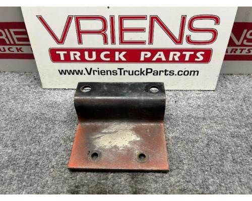 PACCAR G11-1142 BRACKET