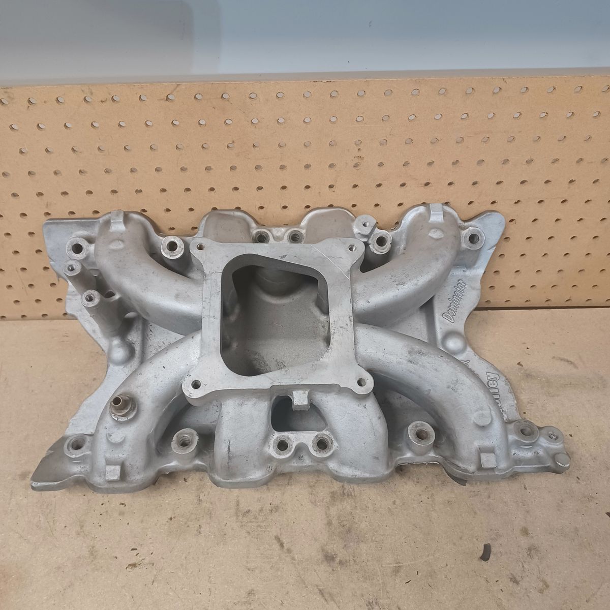 Holley strip dominator. FORD 351C