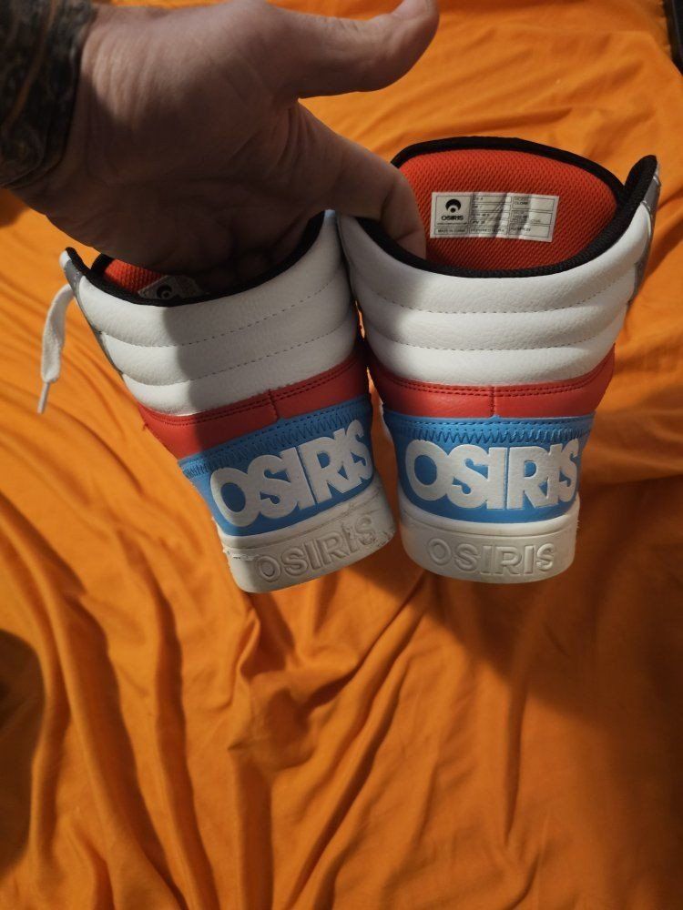 Size 8 Osiris Shoes