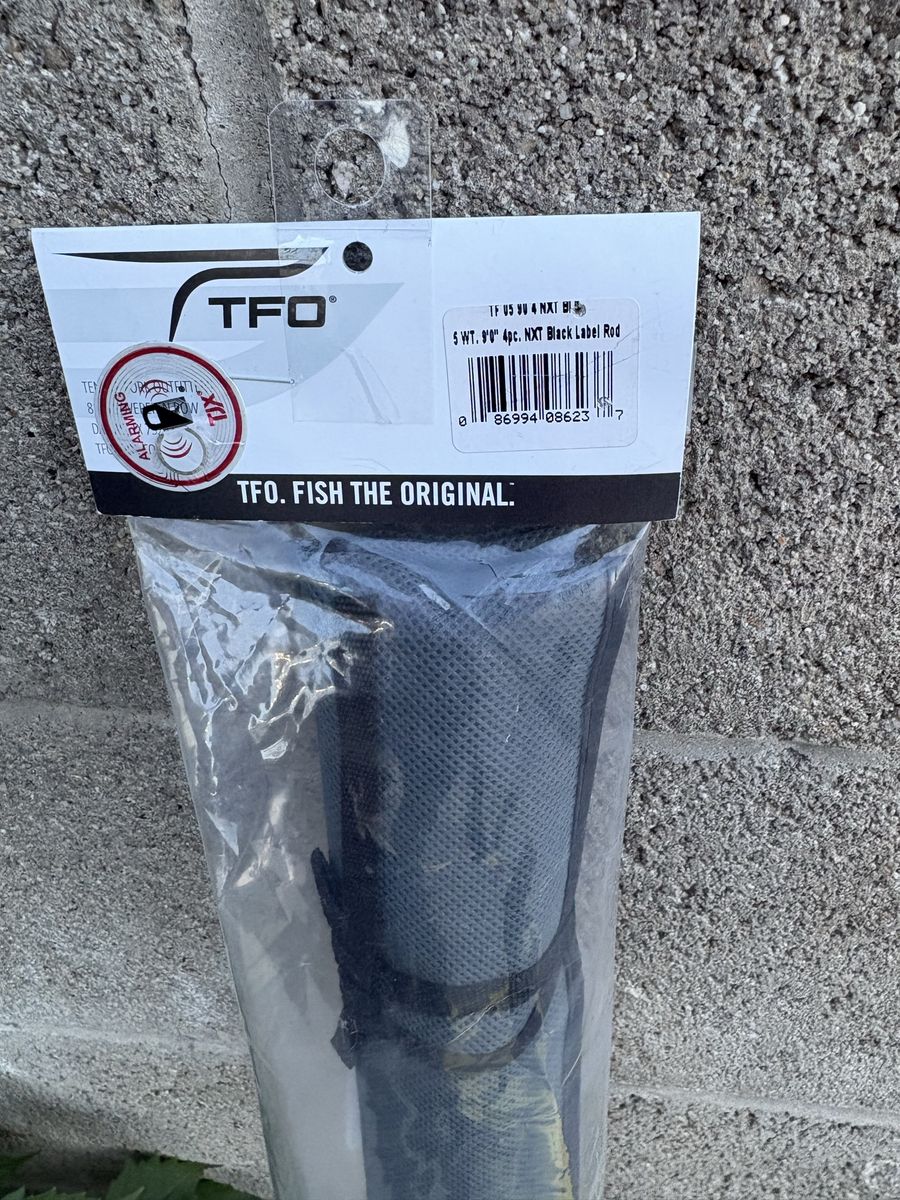 TFO Temple Fork Outfitters NXT Black Label 5 Wt 9'0" 4pc Fly Rod
