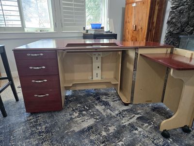 Sewing Table Expandable