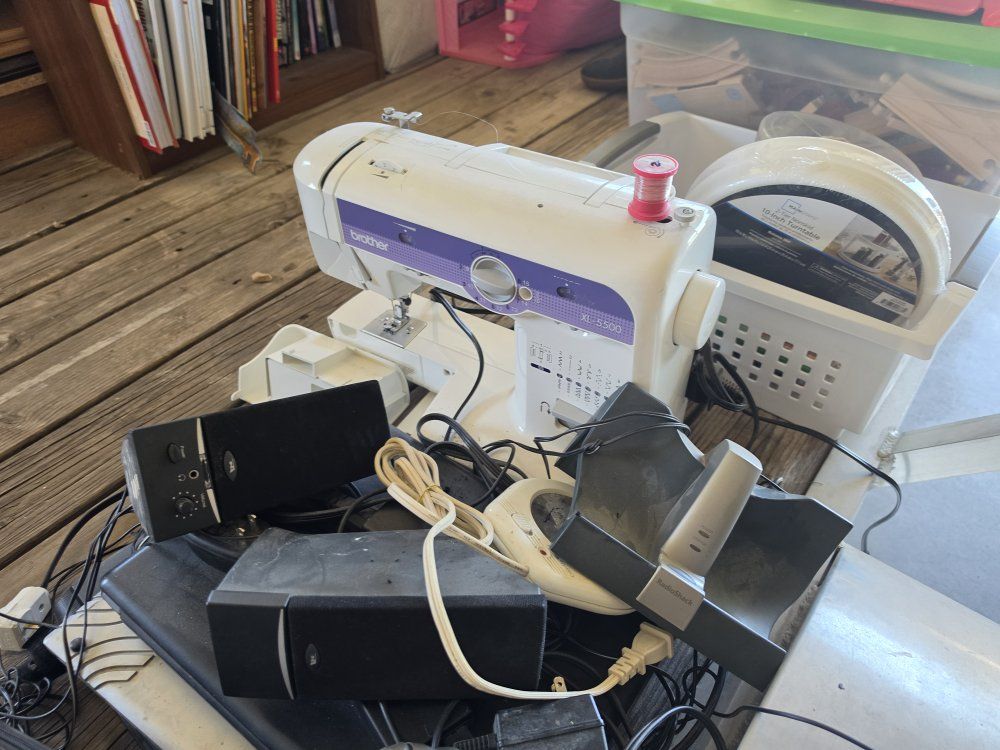 Main image 6
