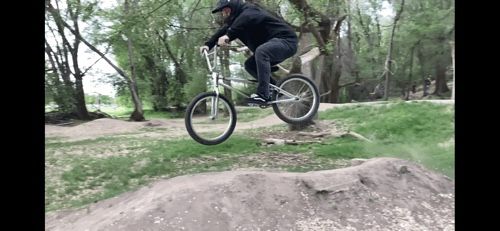 ONE OF A KIND FIT TWENTY TWO 22" BIKE - FLAWLESS ALL CHROME FINISH