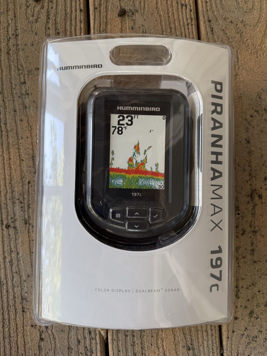 Humminbird PiranhaMAX 197c Color Display DualBeam Sonar Fishfinder