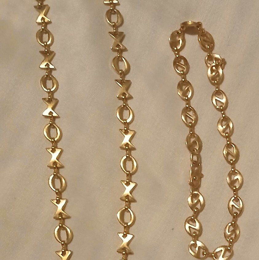 vintage necklace and bracelet set