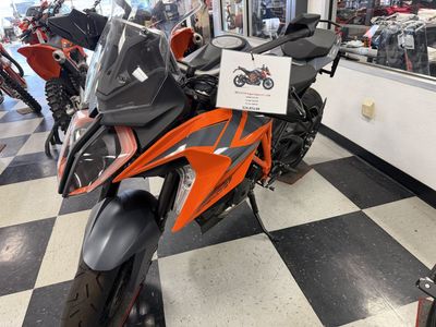 2023 KTM1290 SUPER DUKE GT