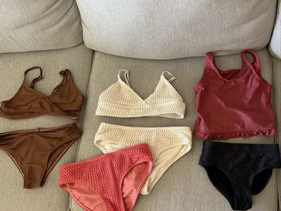 Shein & Janela Bay teen girl Swimwear Lot (5 pcs) - XS Bikini Tops, Bottoms & Tankini