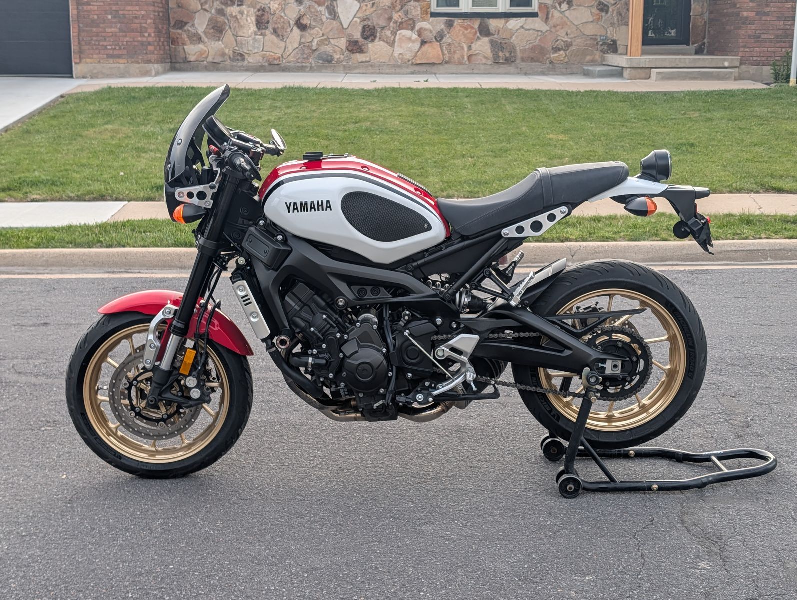 2021 XSR900