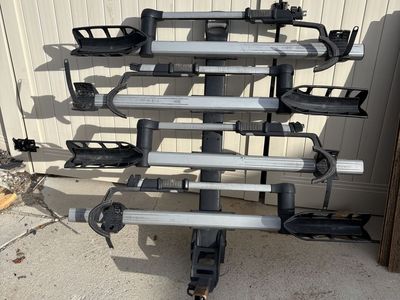 Thule T2 Classic with add ons 4 Bike hitch Rack $400 cash/venmo in Draper.